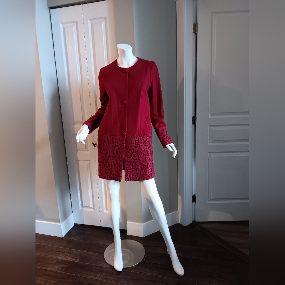 Elegant Red Lace Women's Coat